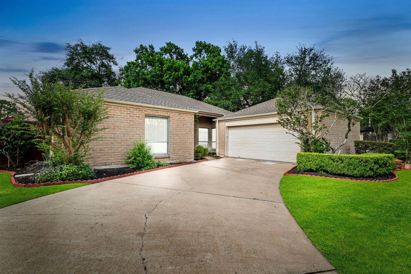 Property Photo: 11306 Ella Lee Lane TX 77077