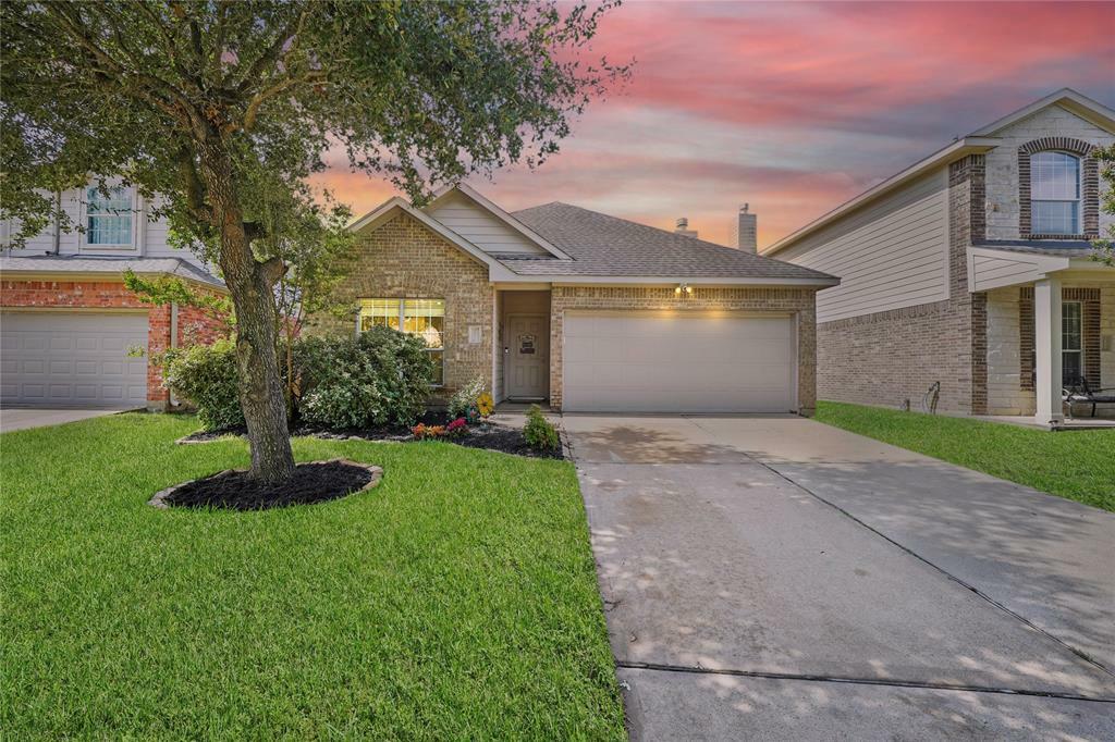 Property Photo:  26431 Richwood Oaks Drive  TX 77494 