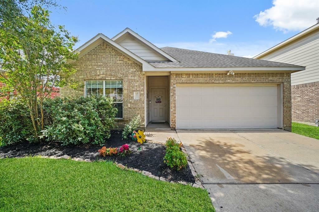 Property Photo: 26431 Richwood Oaks Drive TX 77494