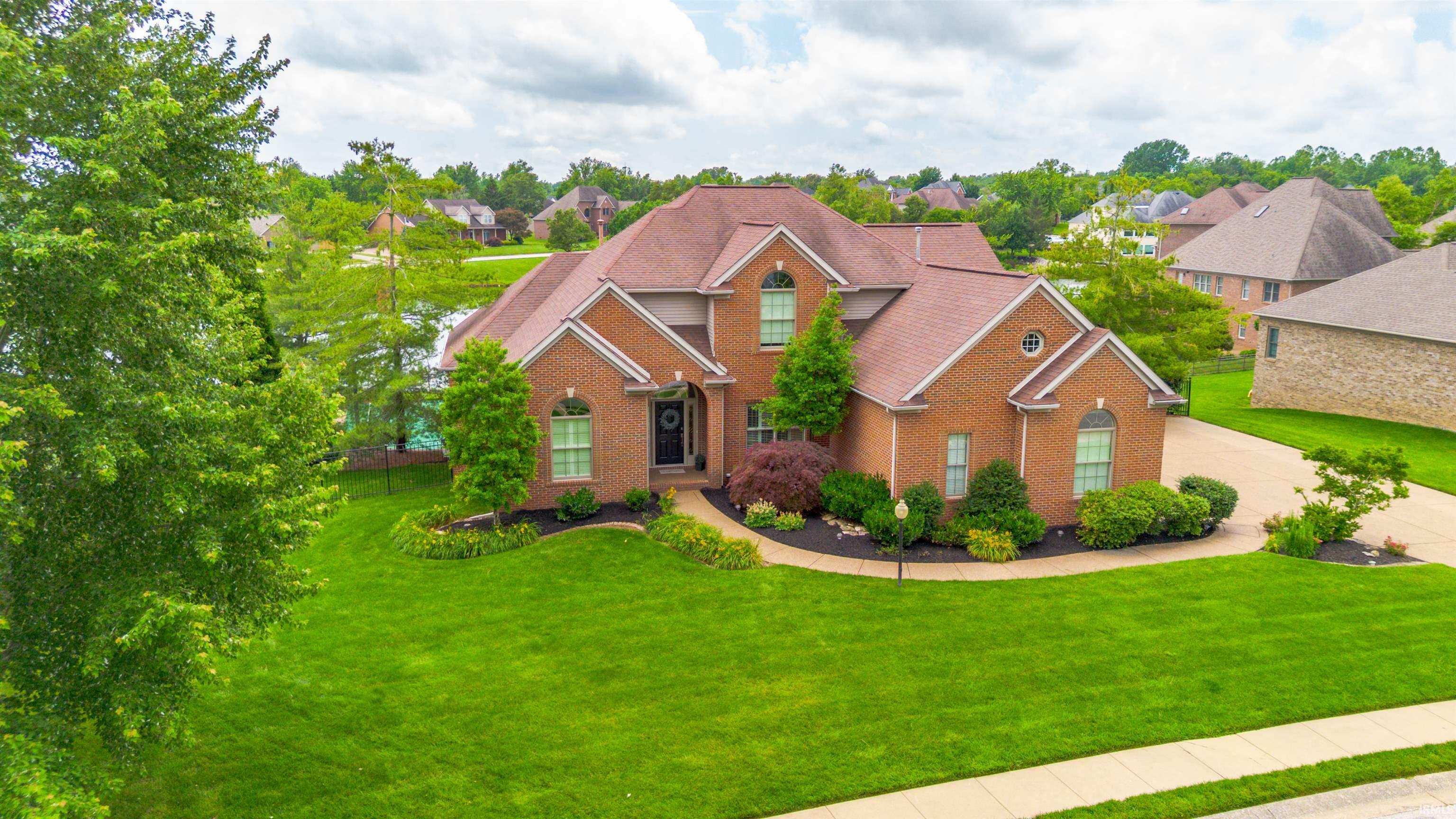 Property Photo: 5811 Woodbridge Trail IN 47630