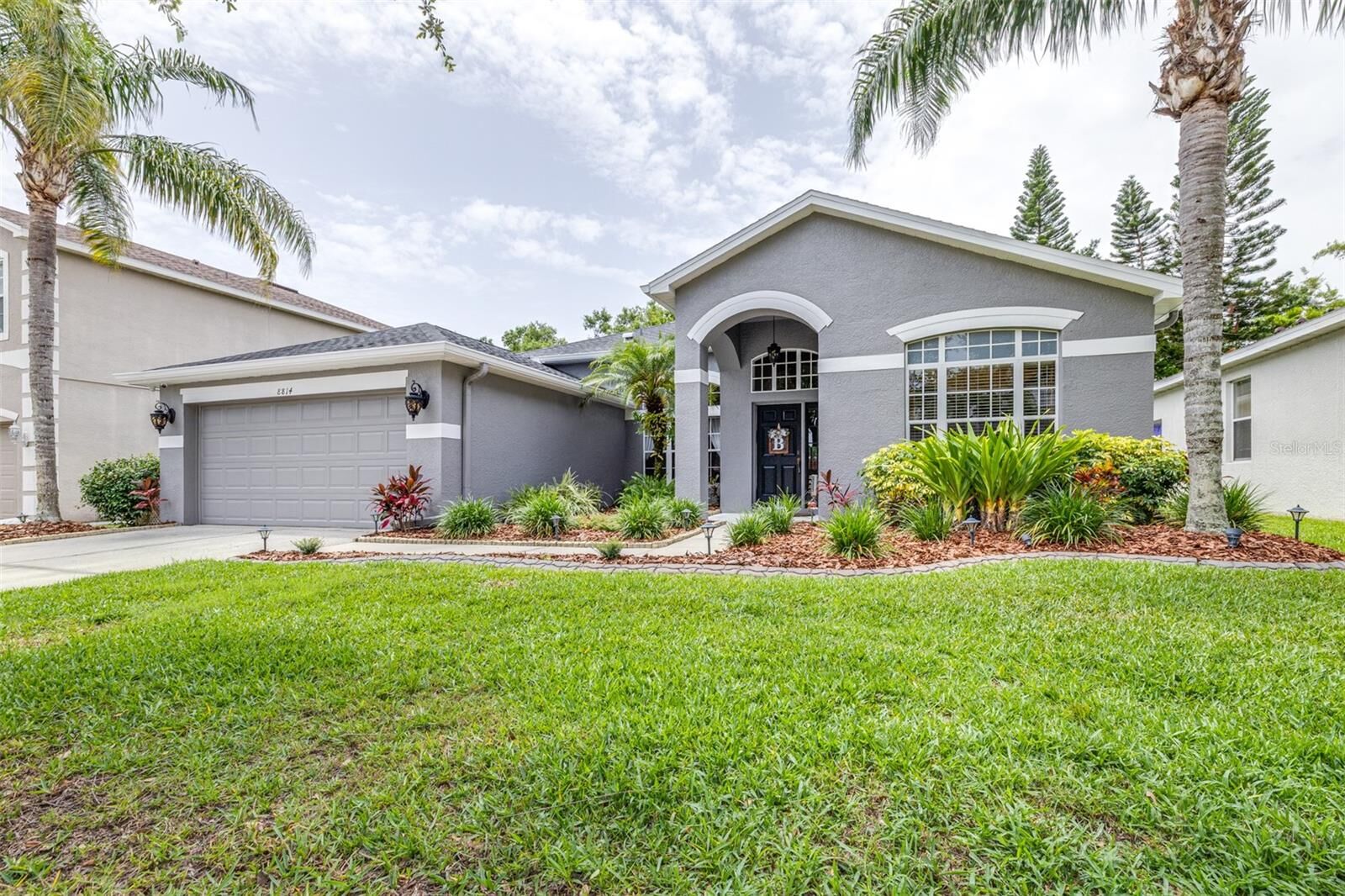 Property Photo: 8814 N River Road FL 33635