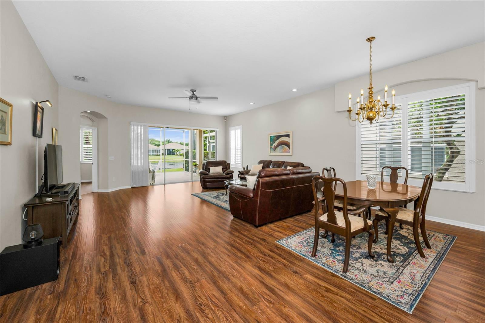 Property Photo: 1528 Riverdale Drive FL 34677