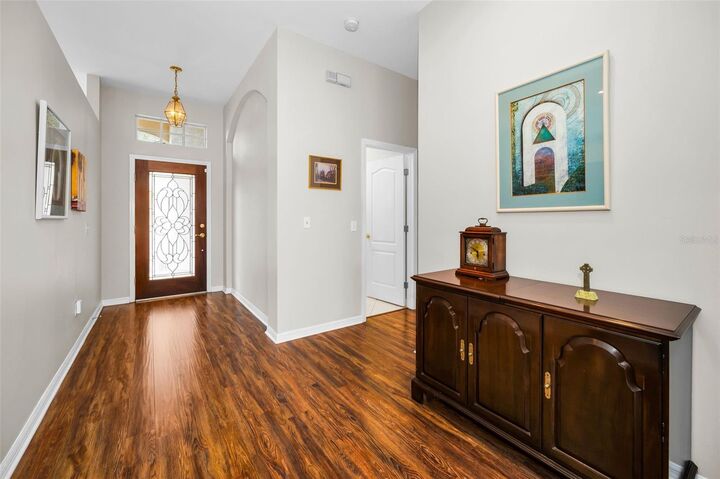 Property Photo:  1528 Riverdale Drive  FL 34677 