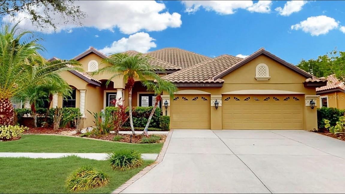 20023 Pergola Bend Lane  Tampa FL 33647 photo