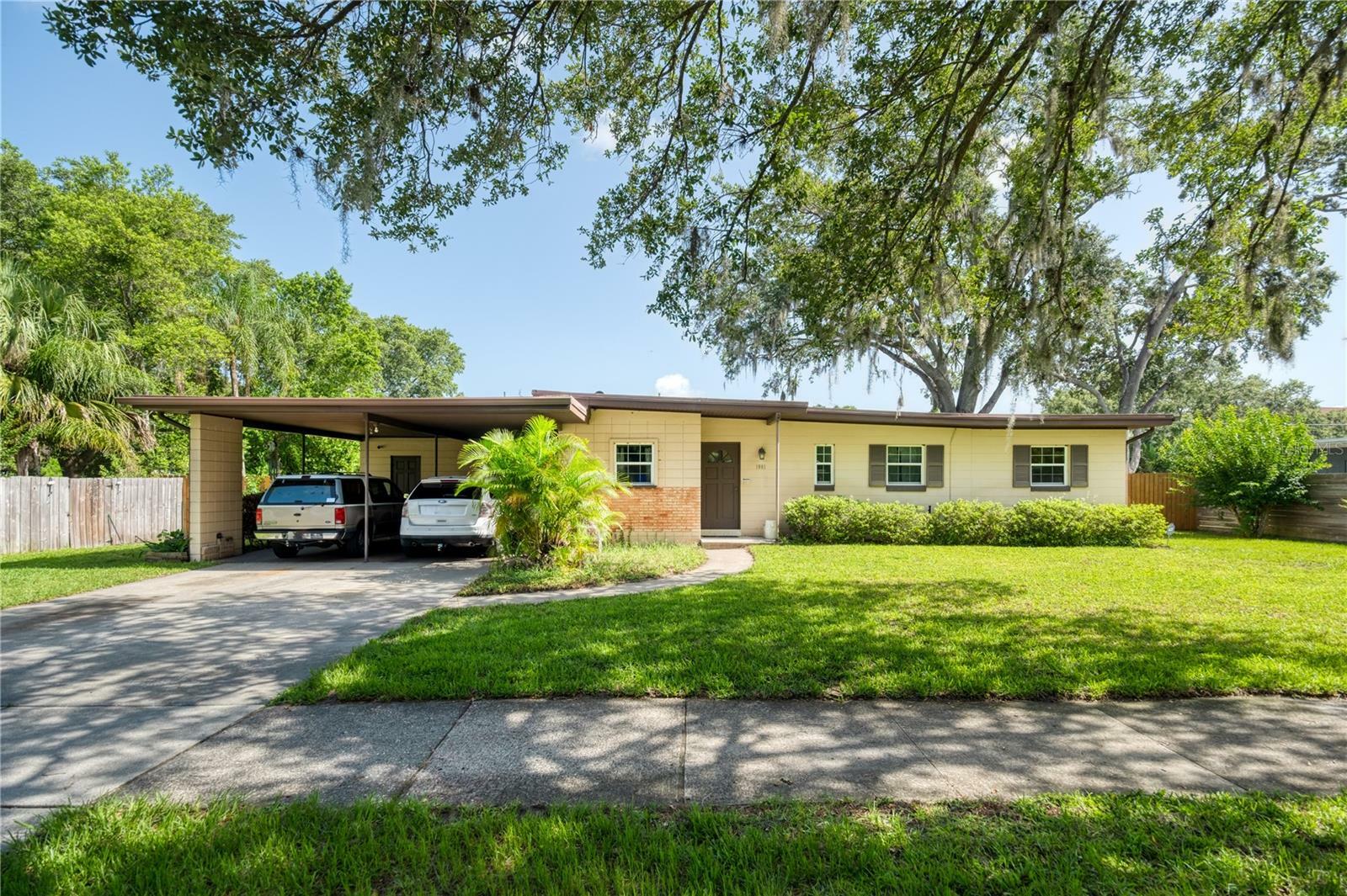 Property Photo: 1901 Loch Berry Road FL 32792