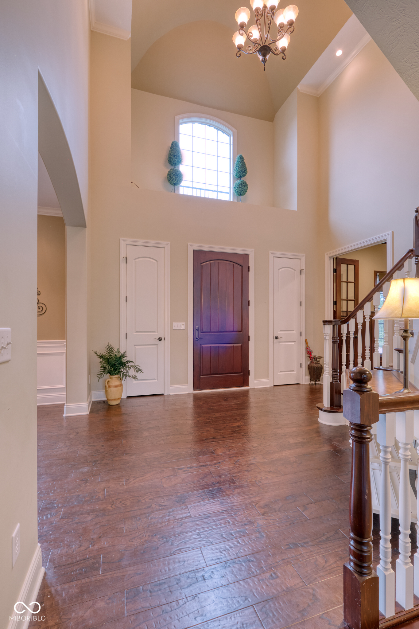 Property Photo: 13429 Boxelder Court IN 46074