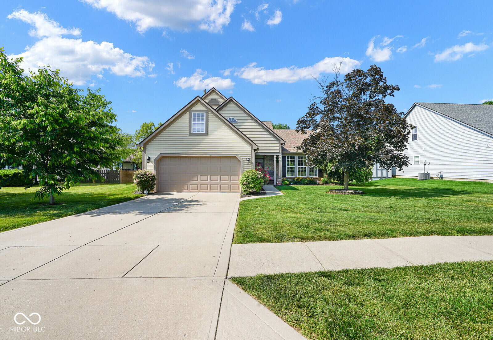 Property Photo: 4342 Sequoia Court IN 46143
