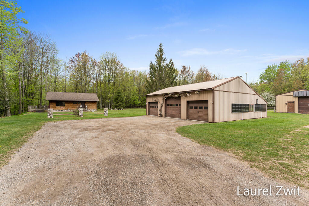 Property Photo: 1442 W Tyler Road (A) MI 49420-8221