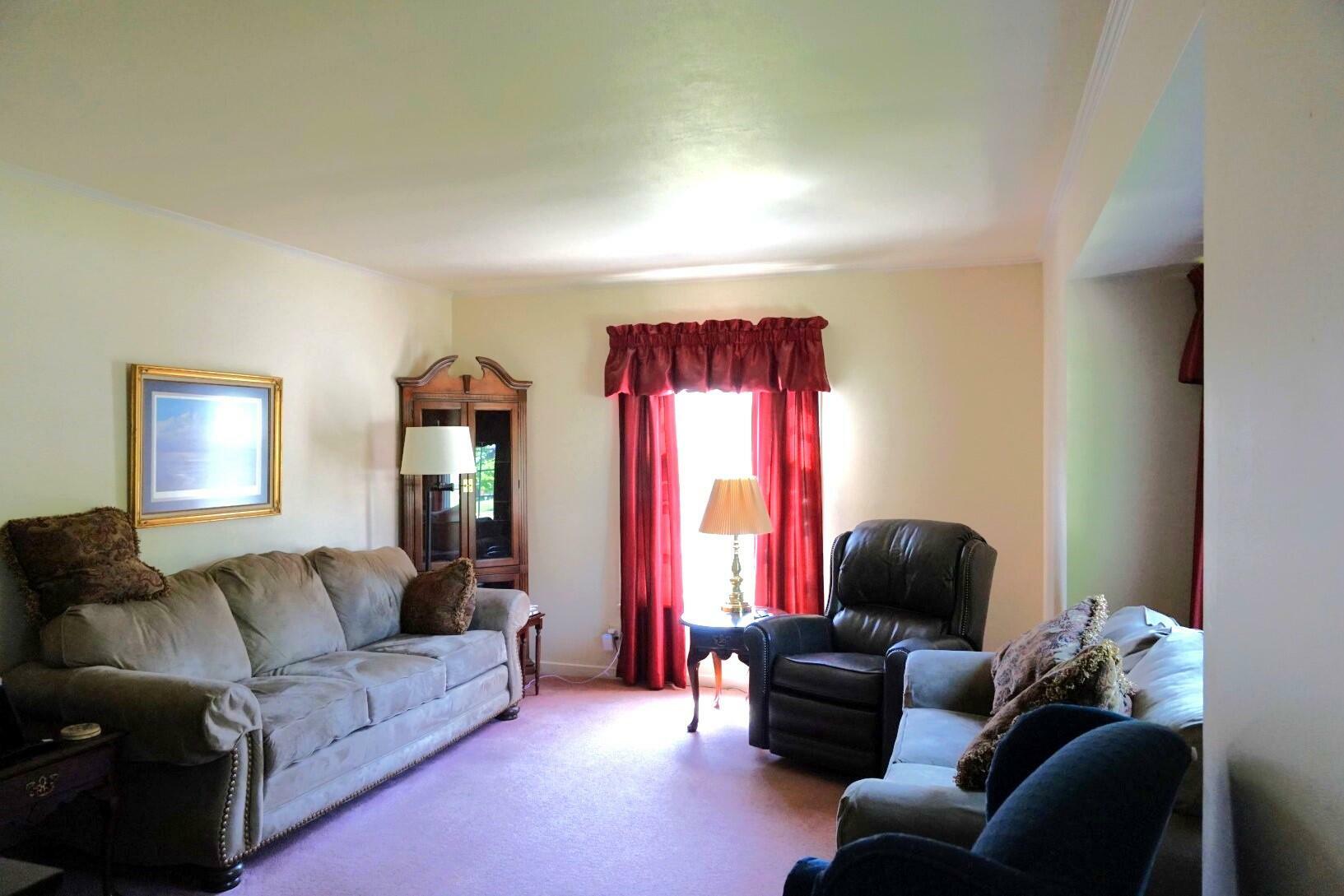 Property Photo:  118 Summit Dr  WI 53074 