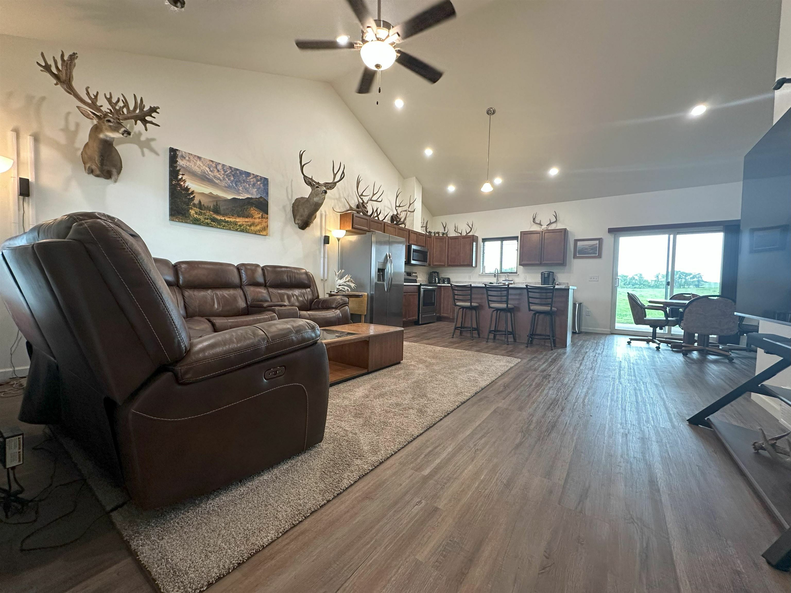 Property Photo: 215 Aurora Ave SD 57783
