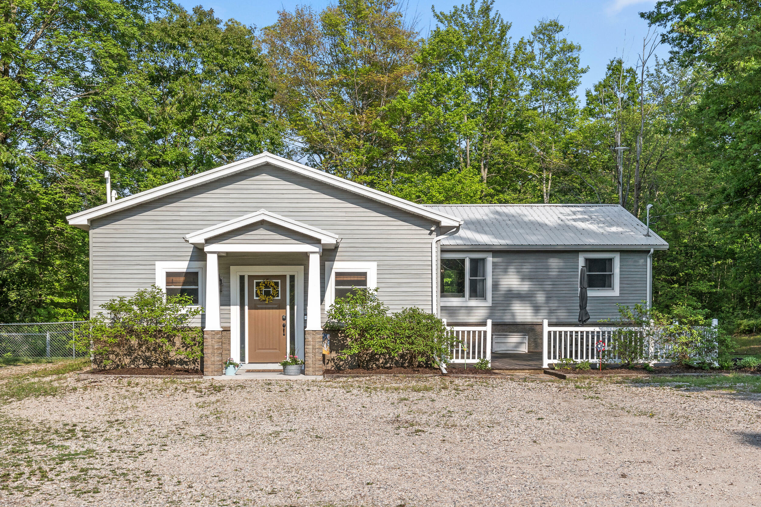 Property Photo:  2980 N Old State Road  MI 48893 