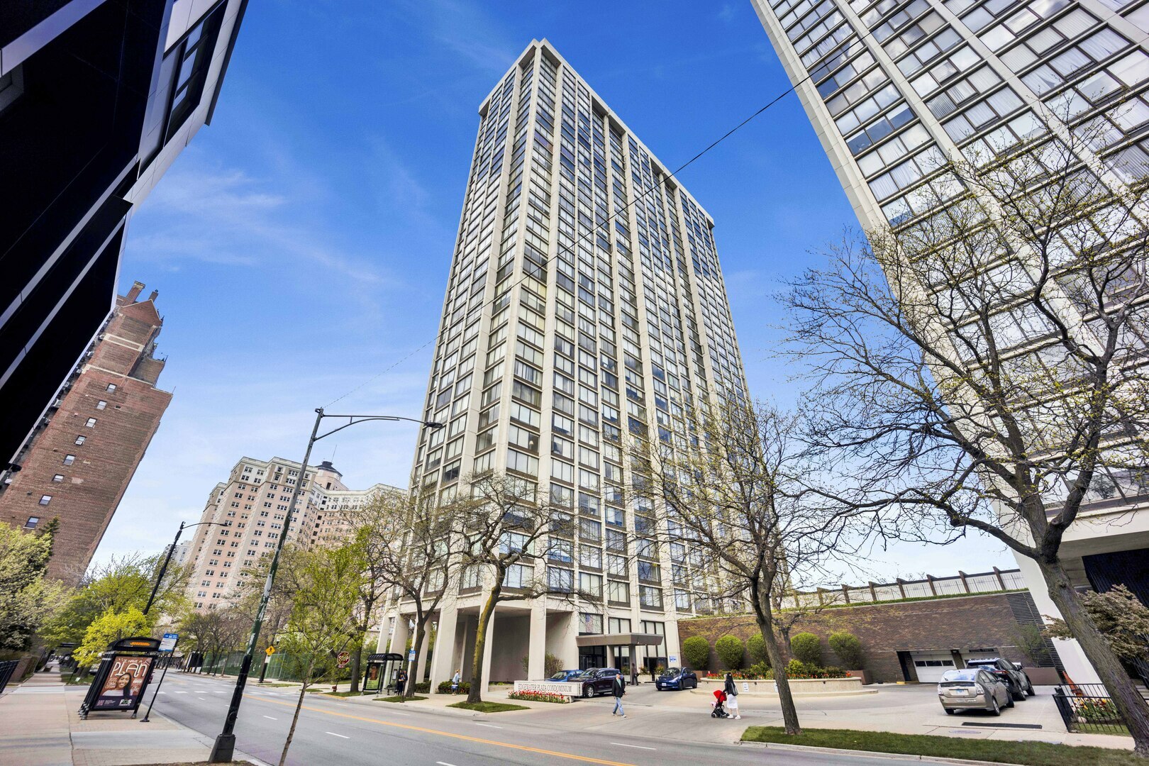 Property Photo: 5455 N Sheridan Road 3611 IL 60640