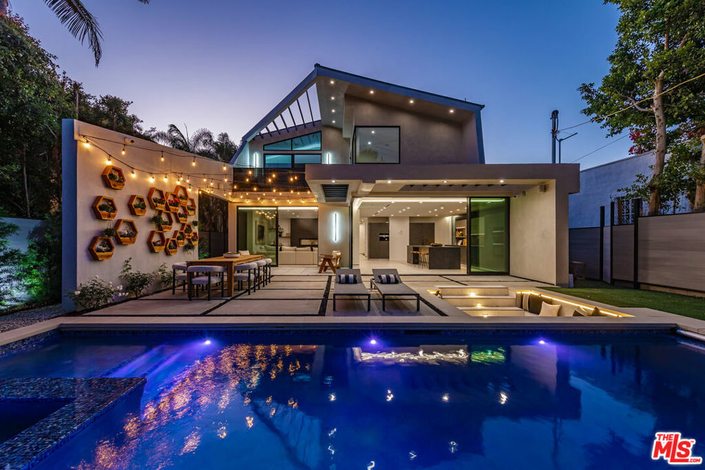 930 N La Jolla Avenue  West Hollywood CA 90046 photo