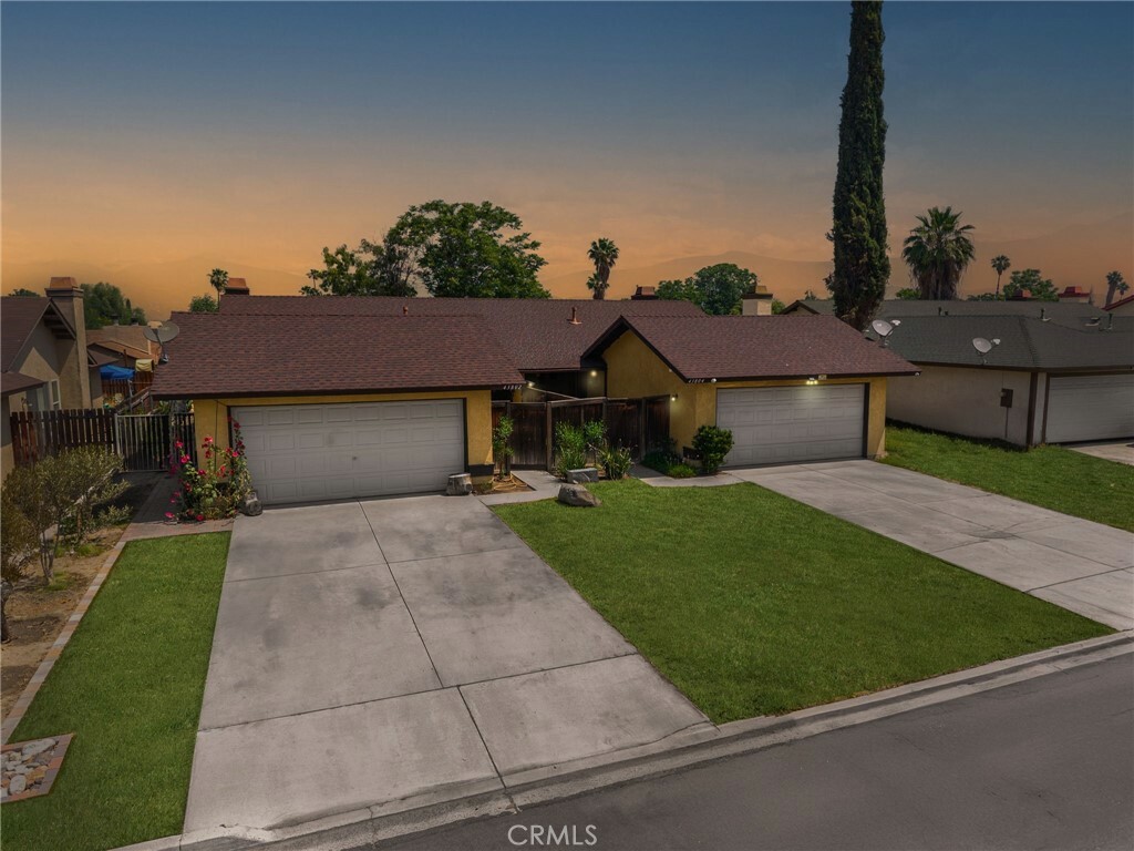 43802 C Street  Hemet CA 92544 photo