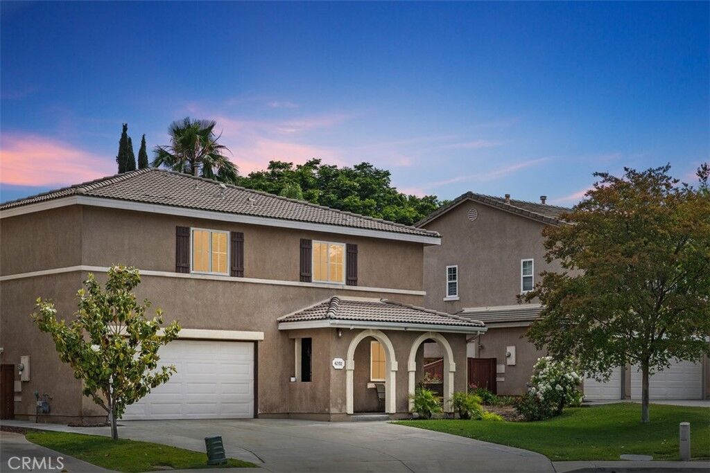Property Photo:  42192 Delmonte Street  CA 92591 