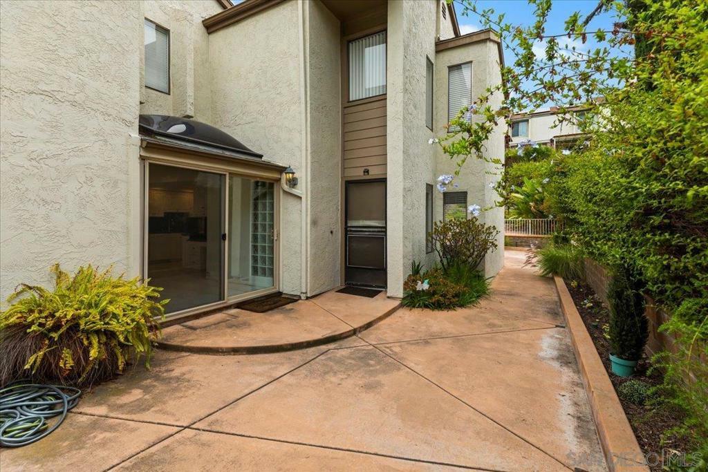 Property Photo: 5850 Menorca Dr CA 92124