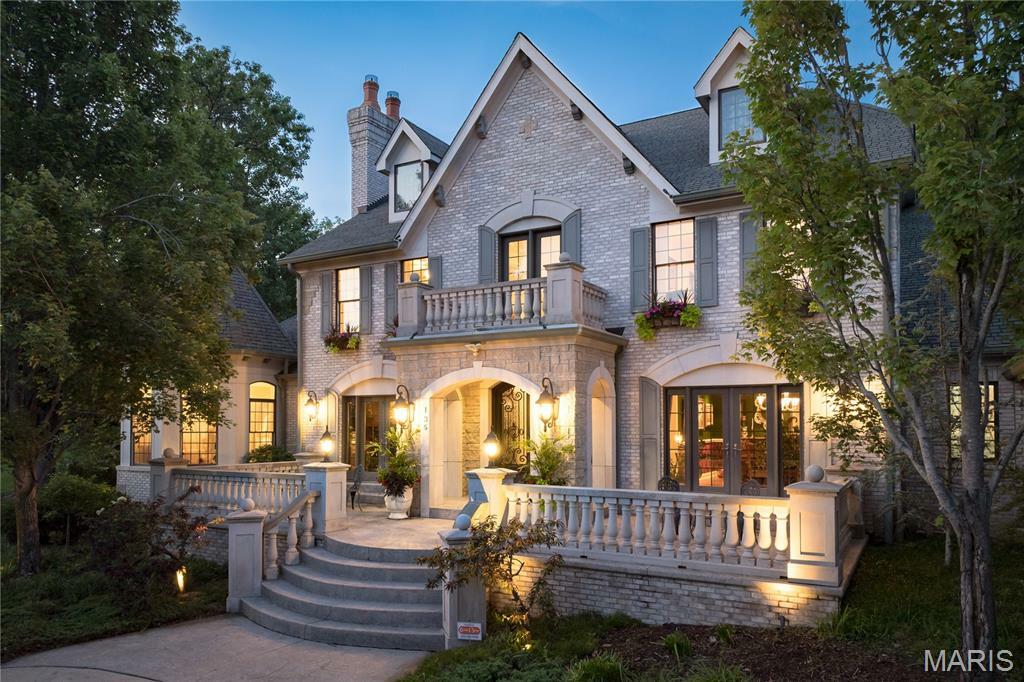 Property Photo: 135 Ballas Court MO 63131
