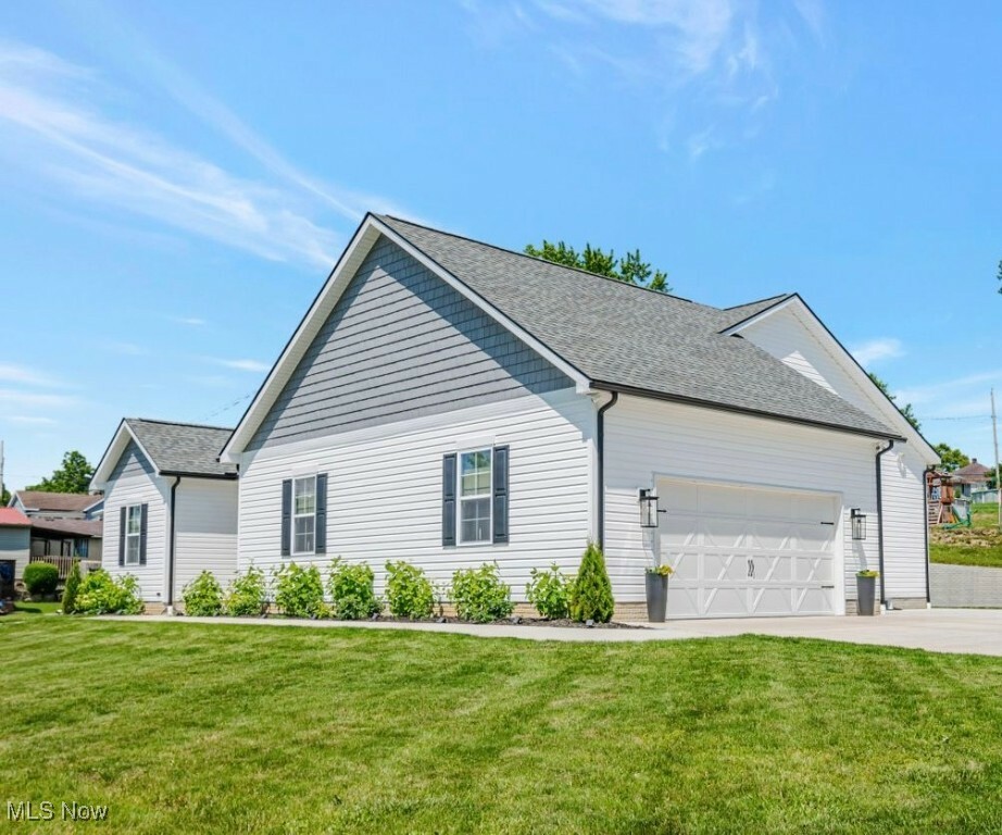 Property Photo: 614 N 11th Street OH 43725