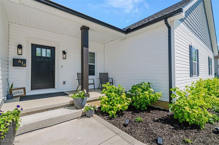 Property Photo:  614 N 11th Street  OH 43725 