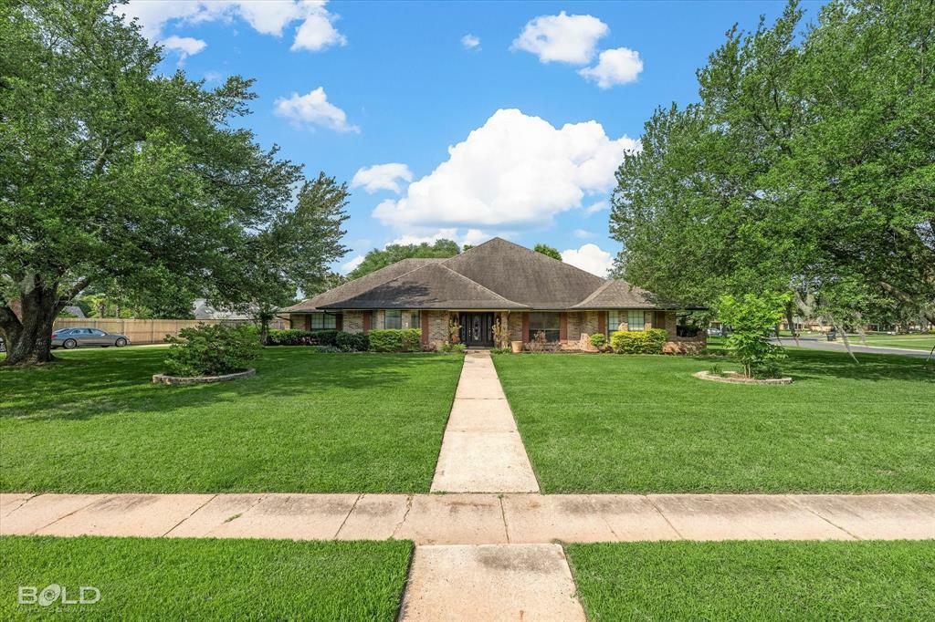 Property Photo: 332 Greenacres Boulevard LA 71111