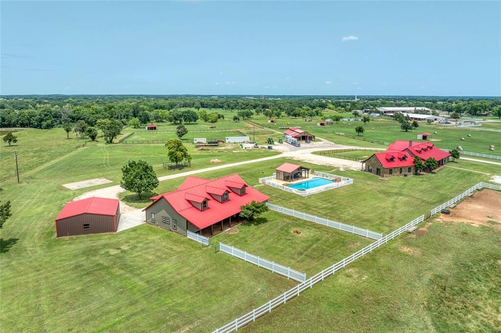 Property Photo:  34673 US Highway 82  TX 76273 