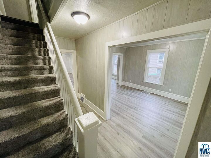 Property Photo:  916 15th St  IA 51105 