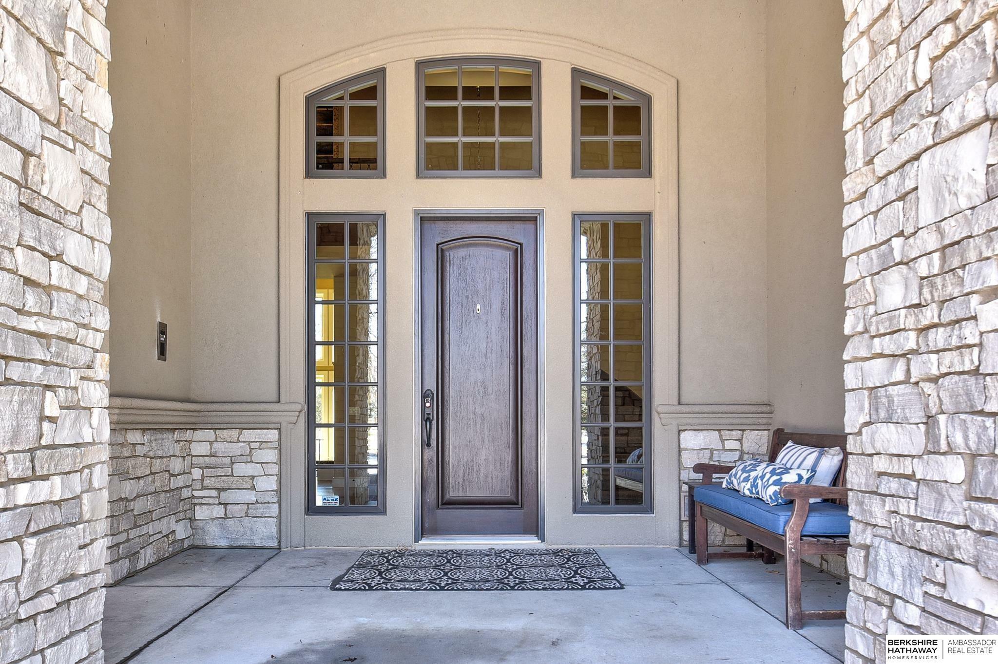 Property Photo: 3117 S 174th Circle NE 68130