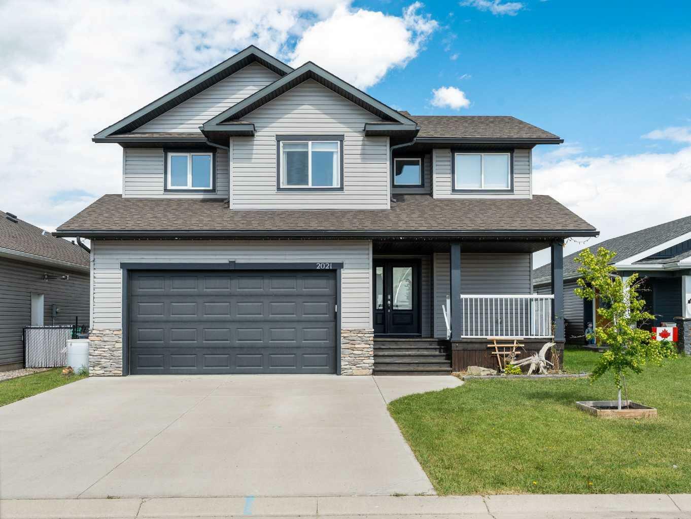 Property Photo: 2021 31 Avenue AB T0L 1R0