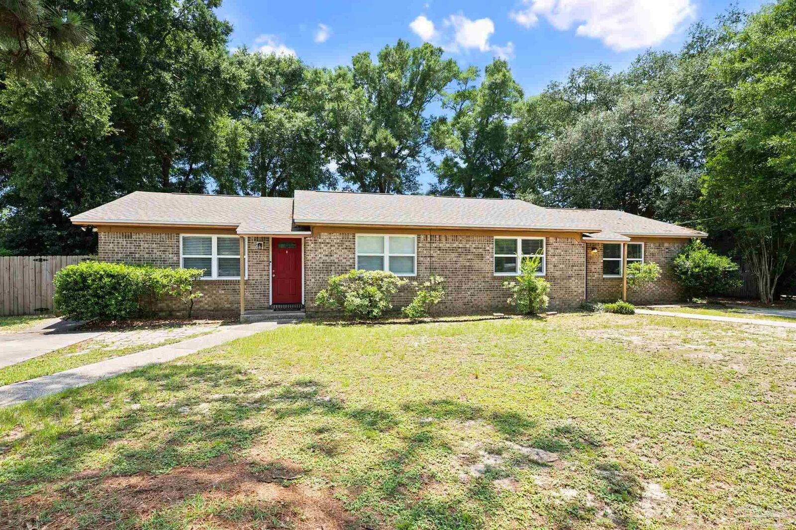 Property Photo: 3565 Nobles St FL 32514
