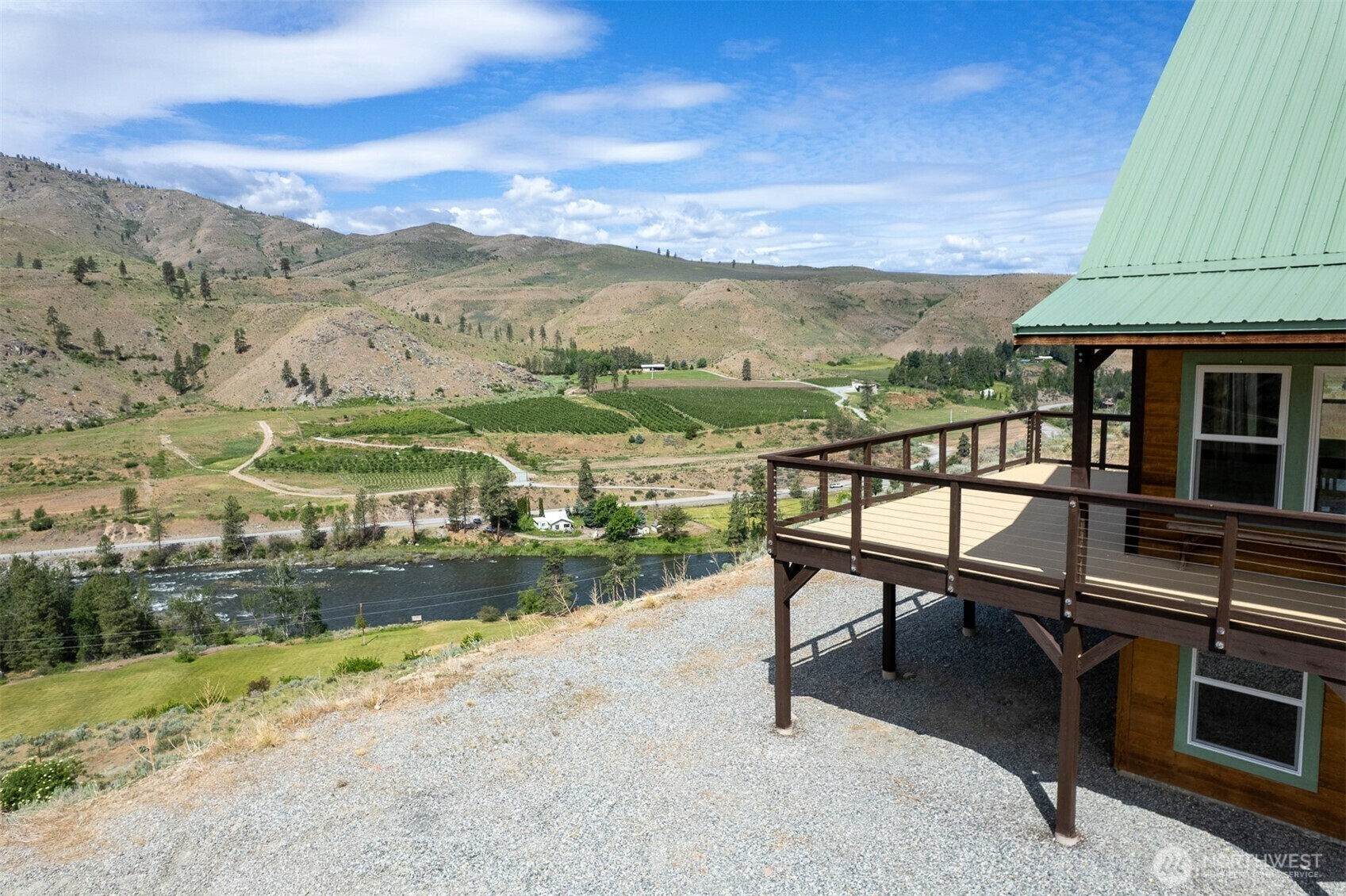 Property Photo: 11 Backcast Road WA 98834