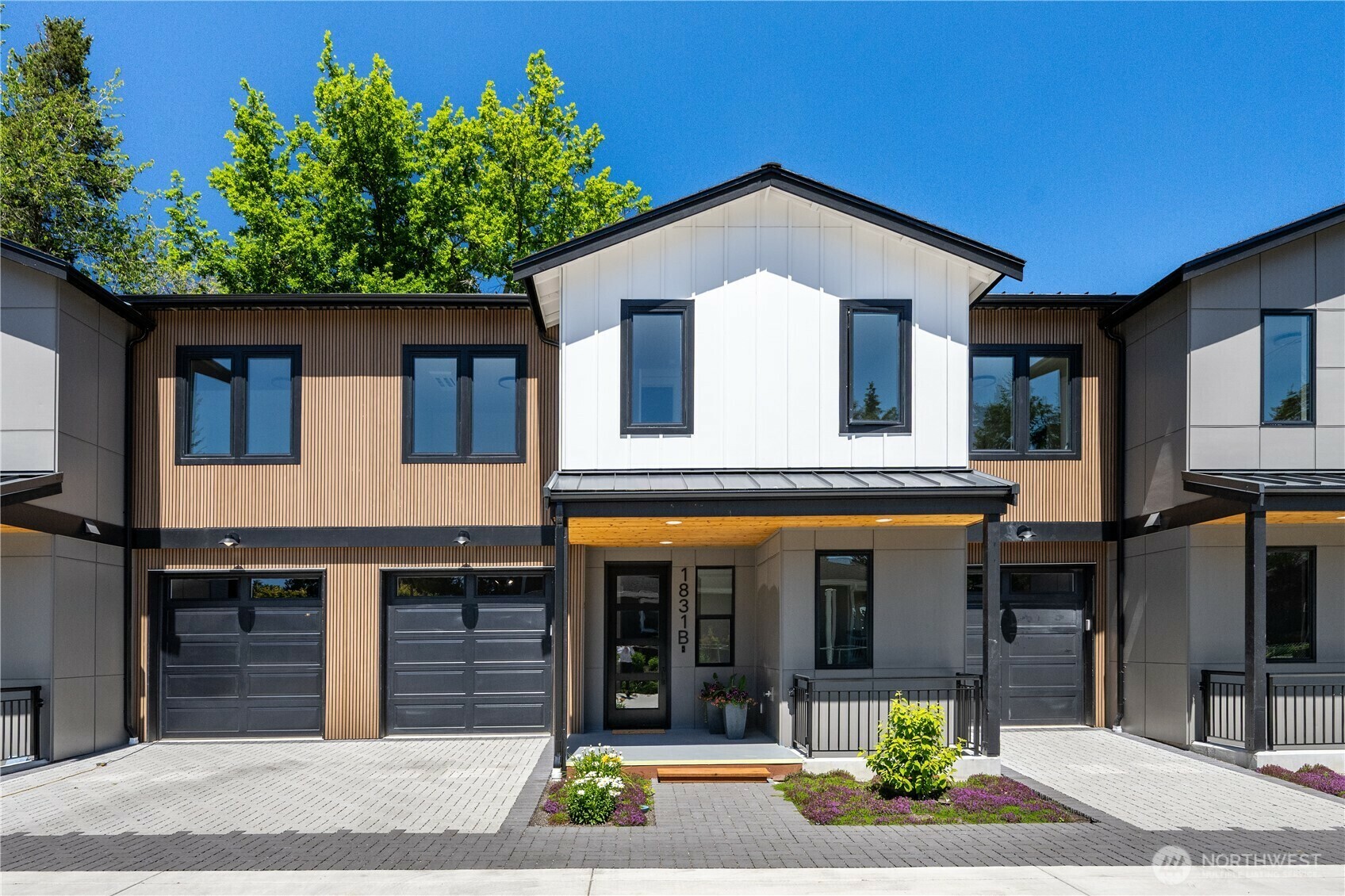 Property Photo: 1831 4th Street B WA 98033