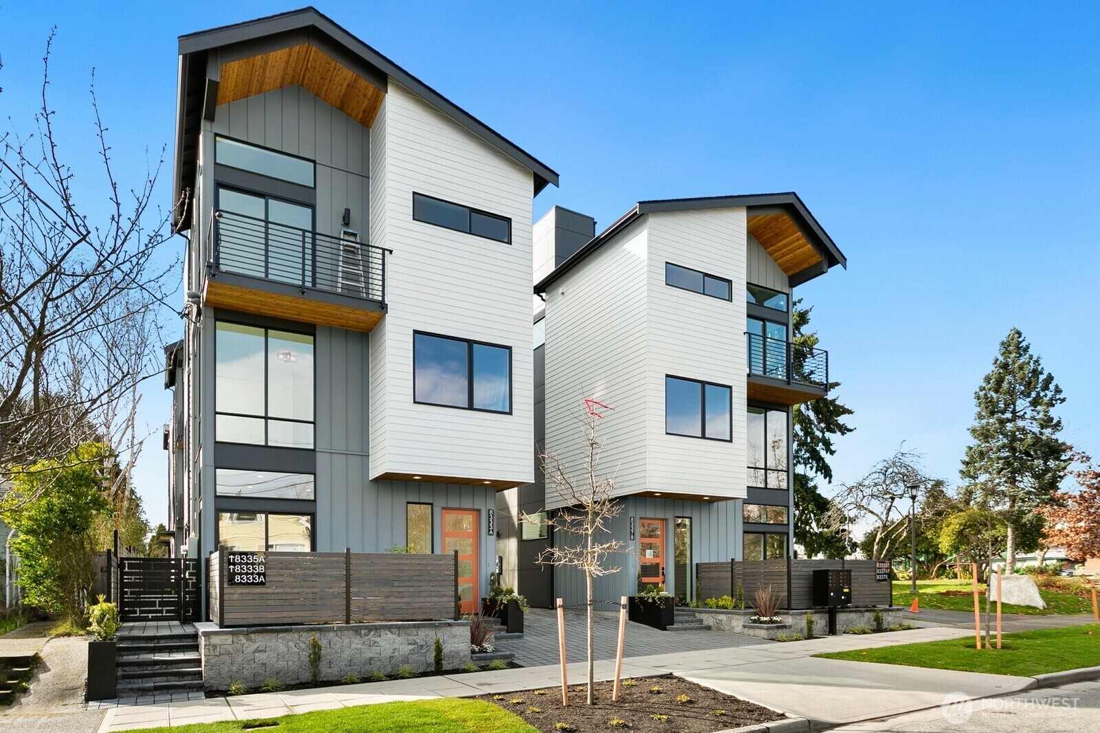 8333  14th Avenue NW B  Seattle WA 98117 photo