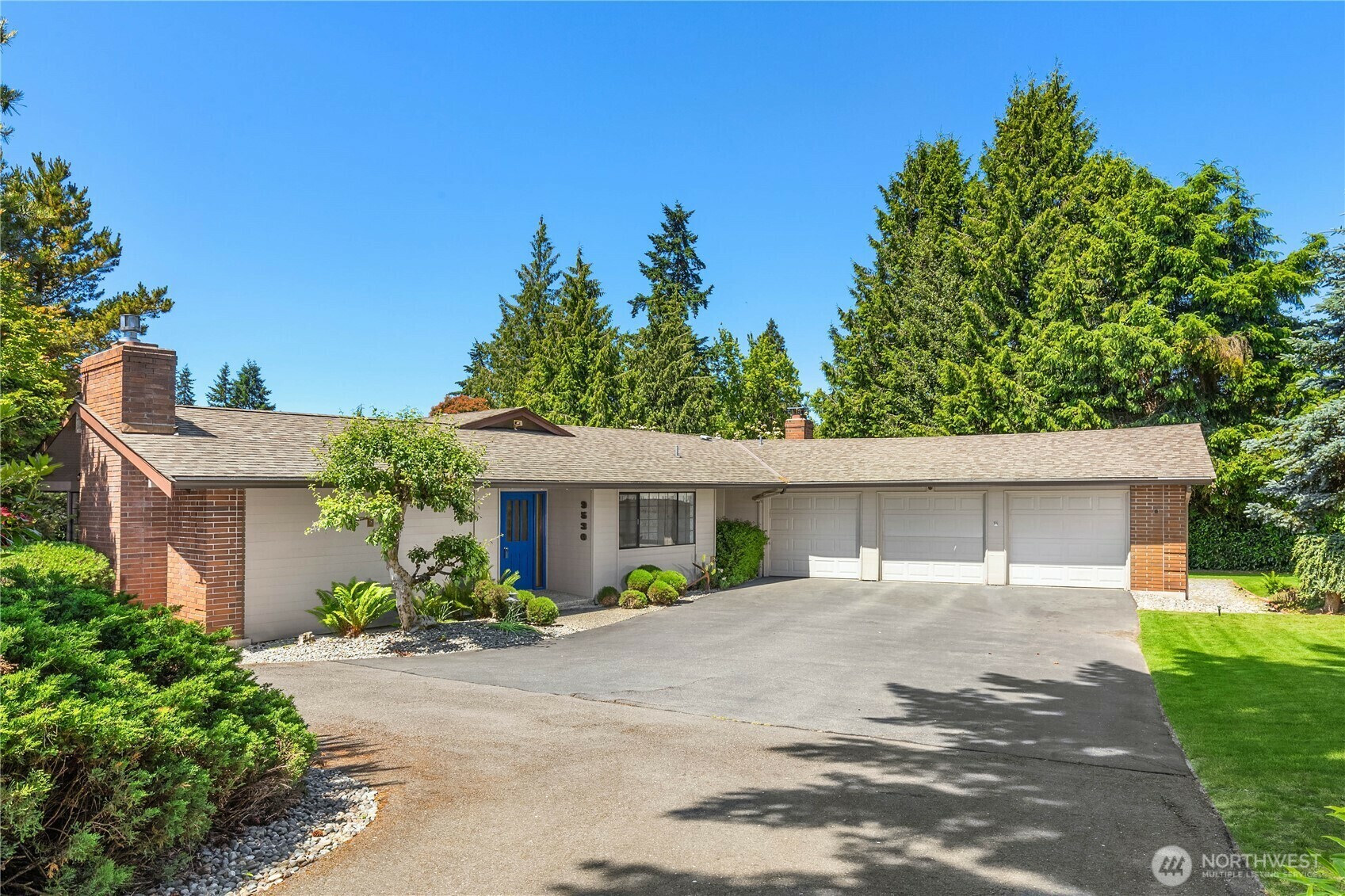 Property Photo: 9530 NE 30th Street WA 98004