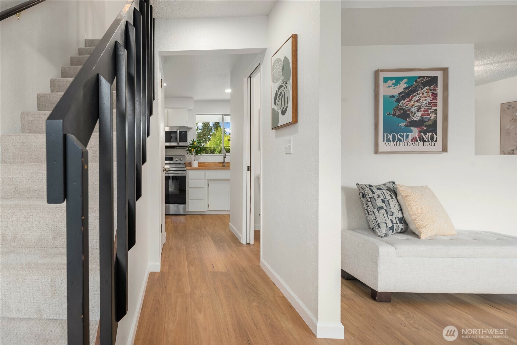 Property Photo: 3601 I Street SE 7B WA 98002