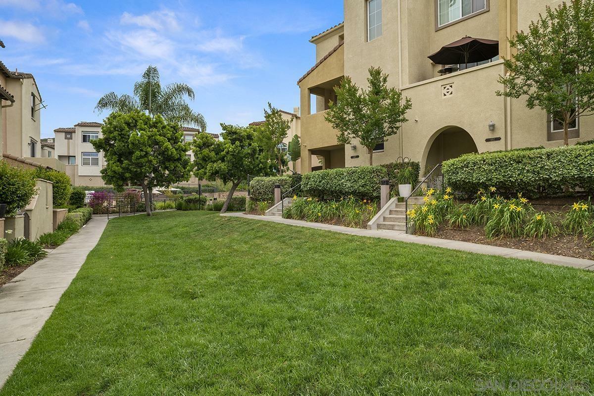 Property Photo: 644 Hatfield Dr CA 92078