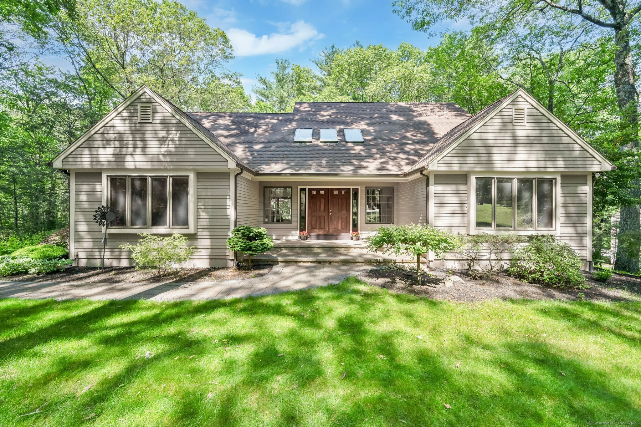 54 High Gate Drive  Avon CT 06001 photo