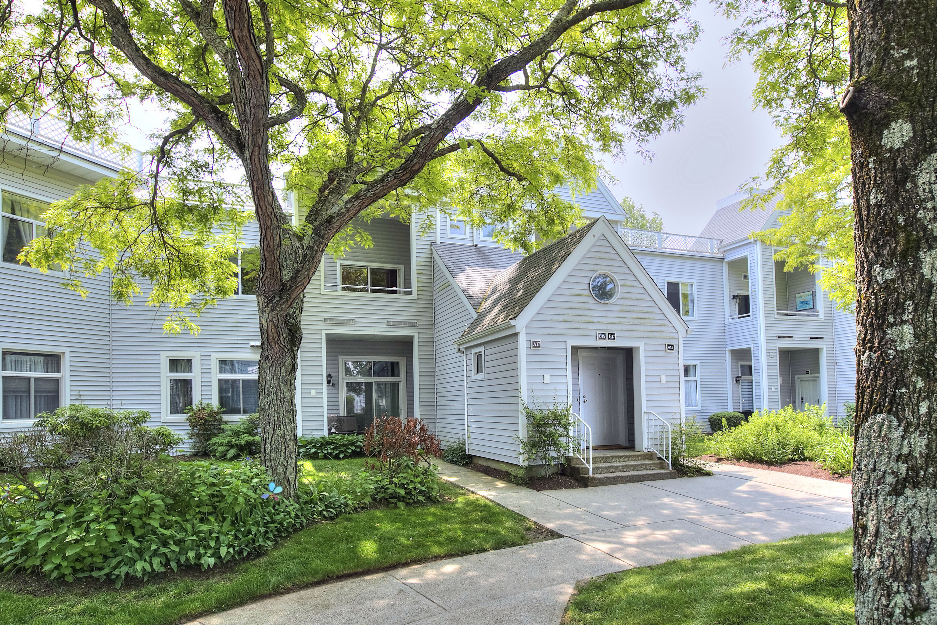 Property Photo: 267 Melba Street Apt B19 CT 06460