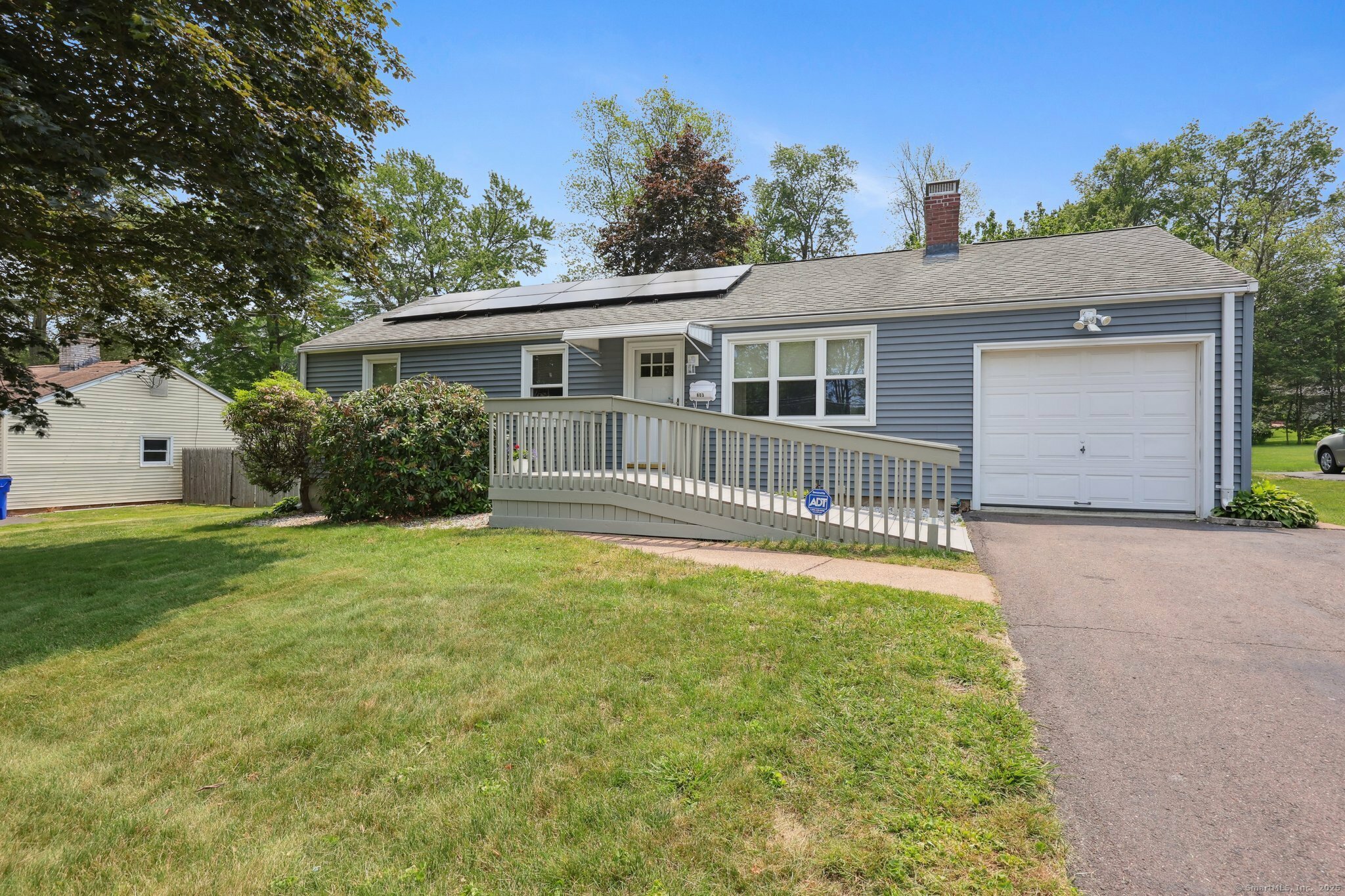 Property Photo: 803 Nott Street CT 06109