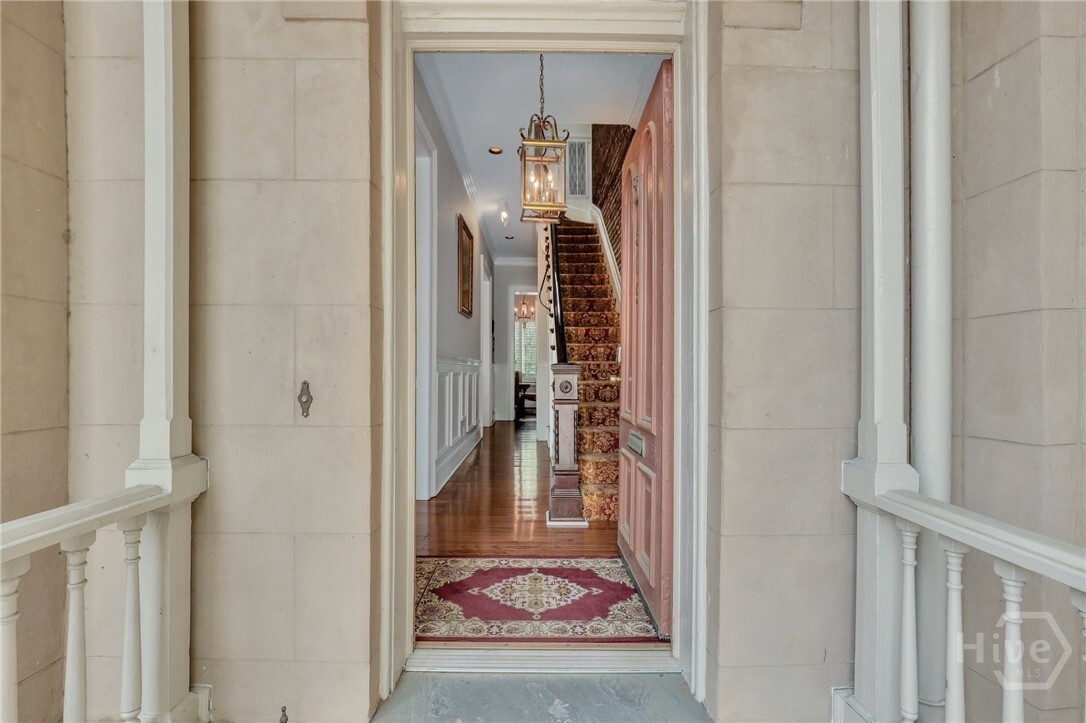 Property Photo:  509 E Broughton Street  GA 31401 