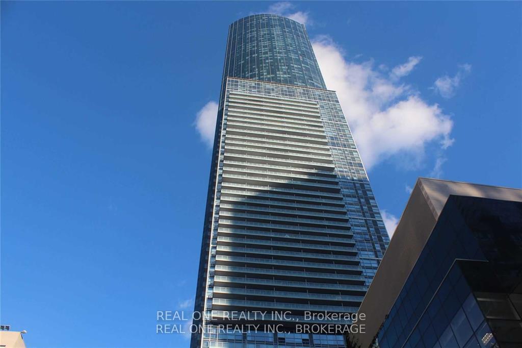 Property Photo: 386 Yonge Street 4010 ON M5B 0A5
