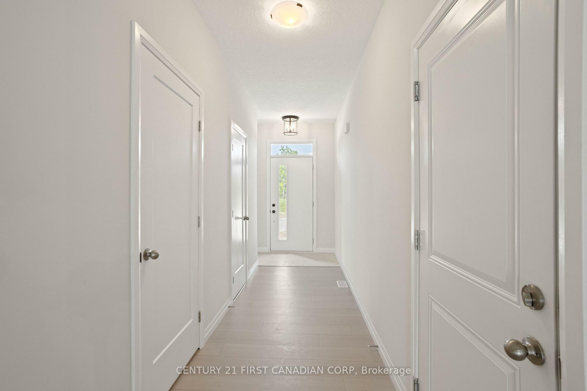Photo de la propriété: 6961 Heathwoods Avenue ON N6P 1H3