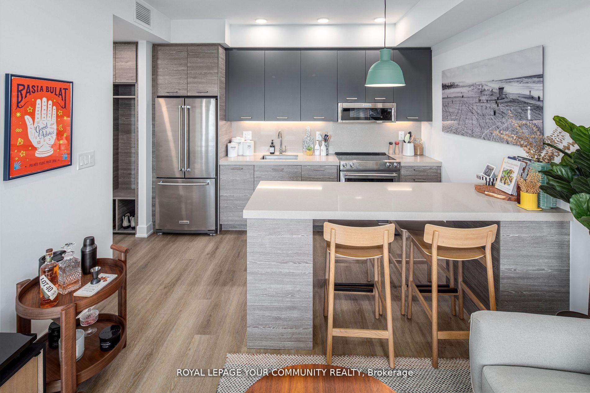 Property Photo: 484 Spadina Avenue 409 ON M5S 0E4