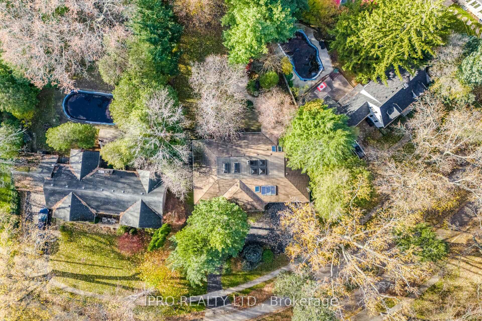 Property Photo: 4189 Inglewood Drive ON L7L 1E3