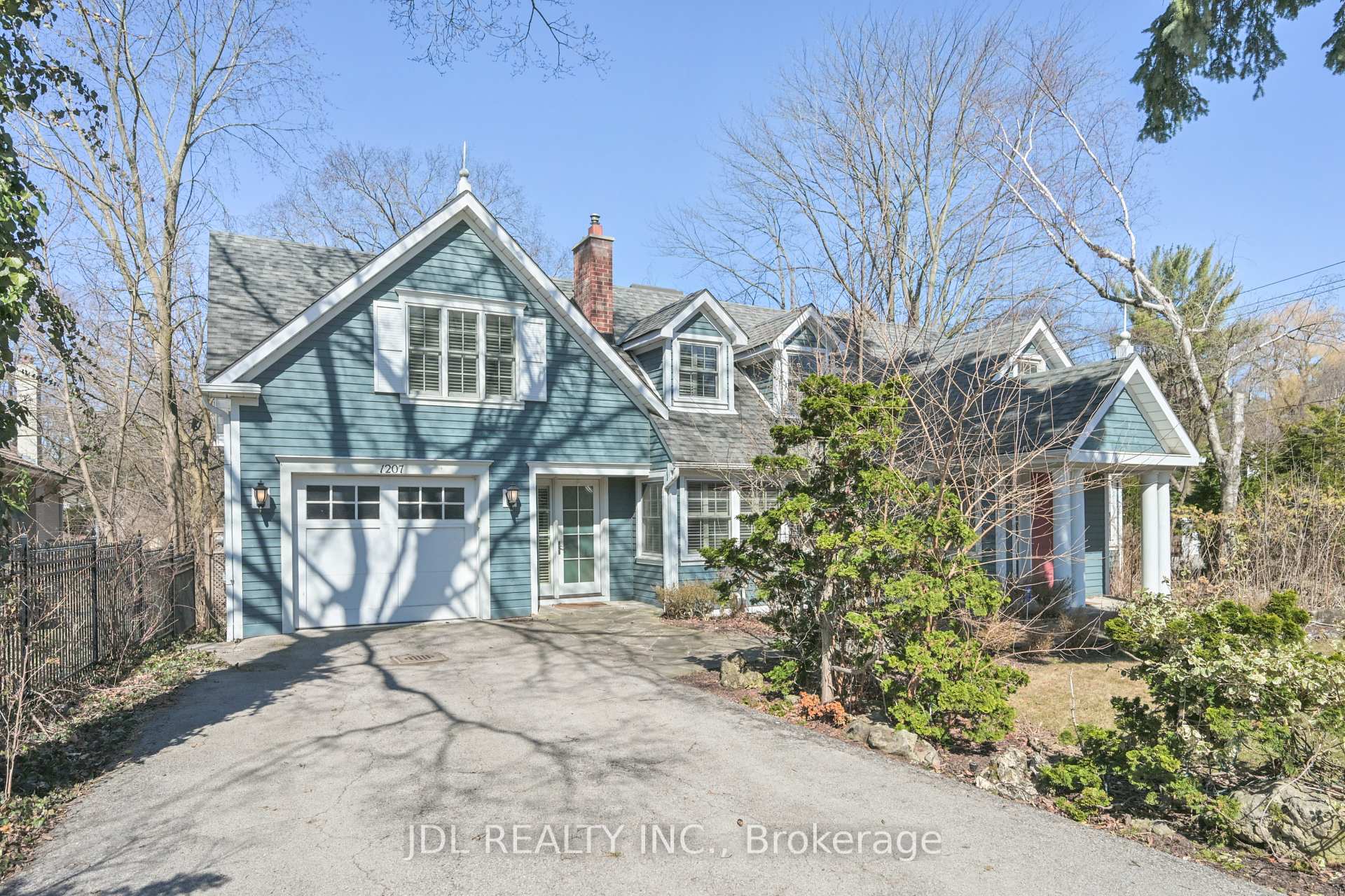 Property Photo: 1207 Linbrook Road ON L6J 2L5