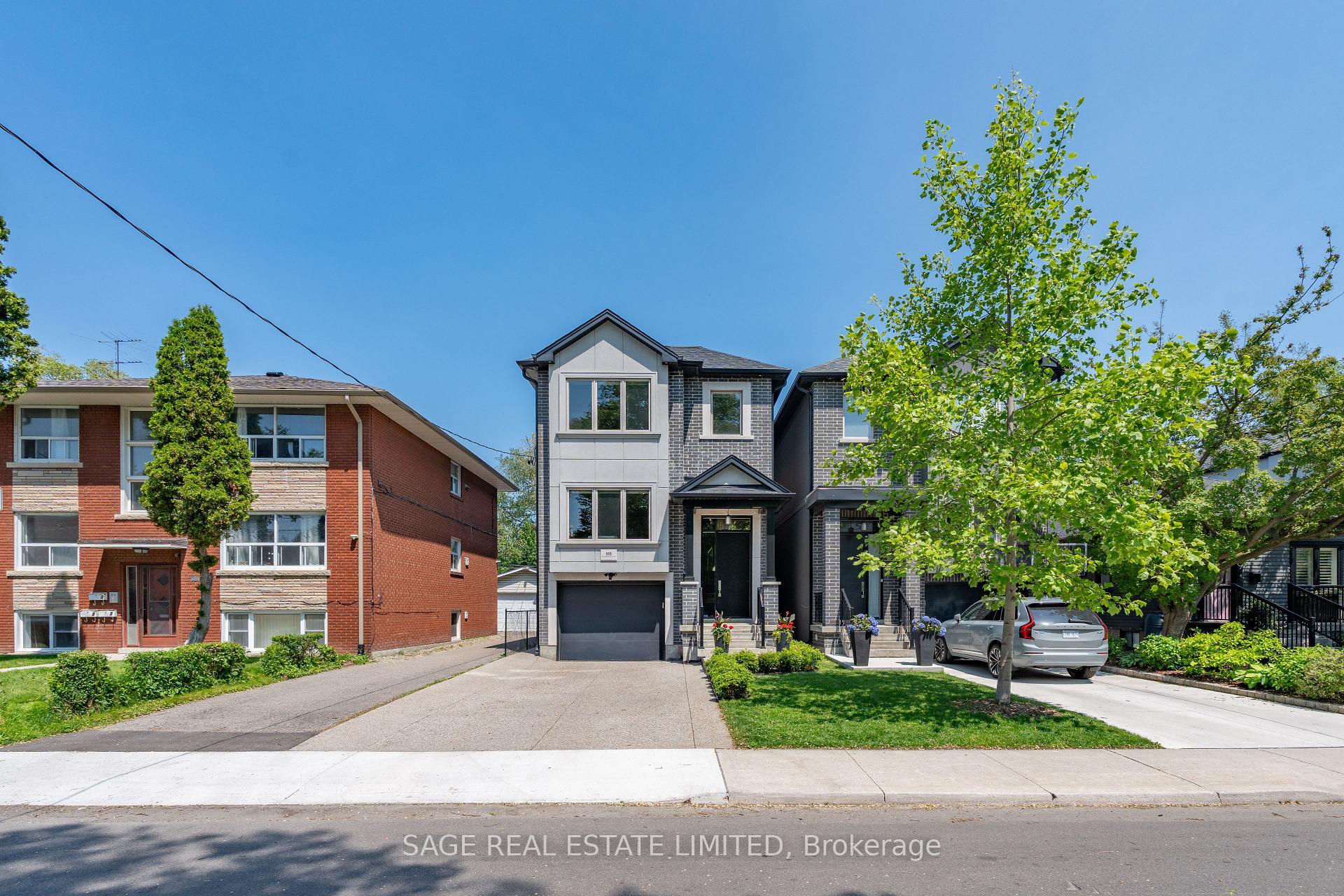 Property Photo:  81B Seventeenth Street  ON M8V 3K5 