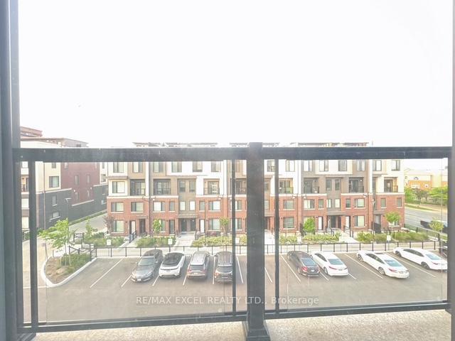 Property Photo: 3401 Ridgeway Drive 403 ON L5L 5T3