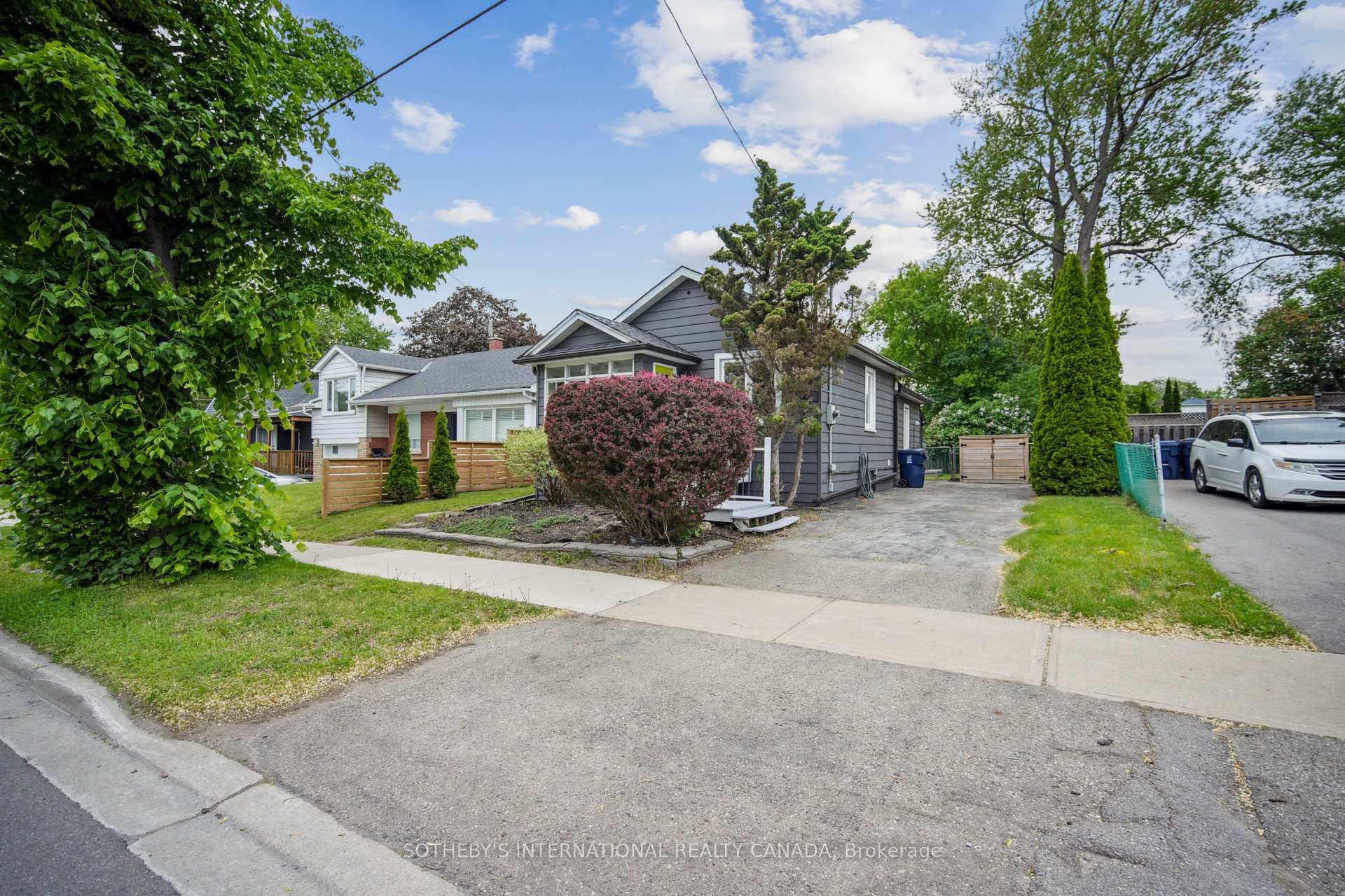 Property Photo: 3722 St. Clair Avenue E ON M1M 1T6