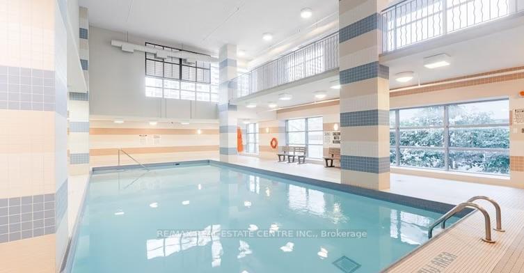Property Photo: 4968 Yonge Street 3303 ON M2N 7G9
