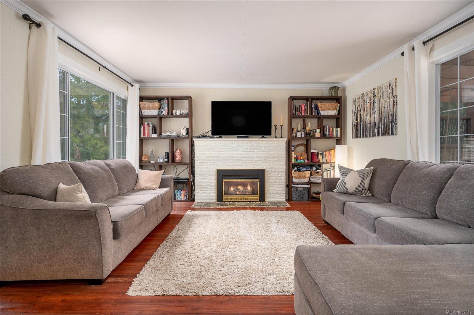 Property Photo: 4800 Island Hwy W BC V9K 1Y9