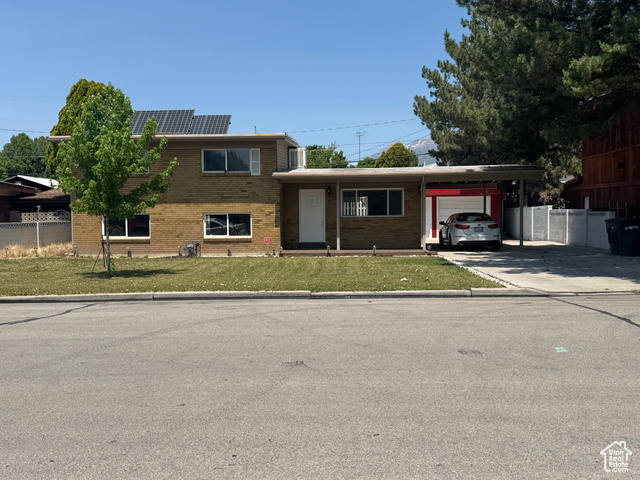 Property Photo: 1102 W 860 N UT 84604